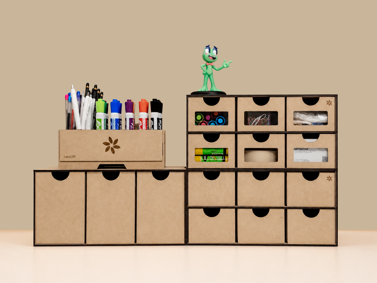 Organizadores modulares de MDF con cajones y compartimentos para escritorio